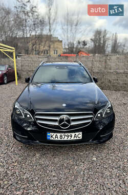 Універсал Mercedes-Benz E-Class 2013 в 
