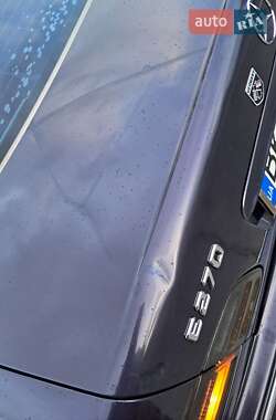 Седан Mercedes-Benz E-Class 2000 в 