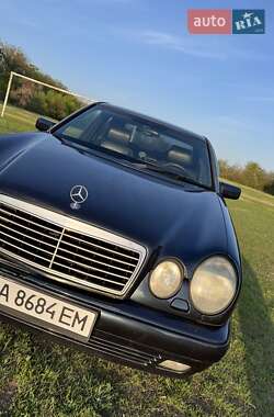 Седан Mercedes-Benz E-Class 1996 в Кропивницком