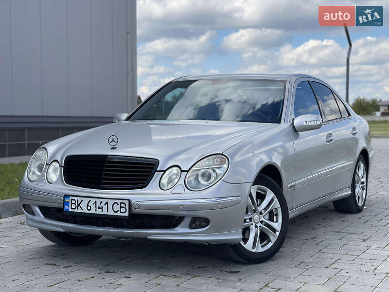 Mercedes-Benz E-Class 2002