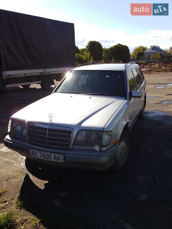 Універсал Mercedes-Benz E-Class 1995 в Володимирі