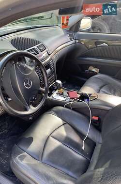 Седан Mercedes-Benz E-Class 2003 в 