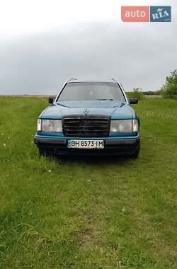 Універсал Mercedes-Benz E-Class 1987 в Бару
