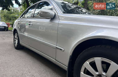 Седан Mercedes-Benz E-Class 2003 в 