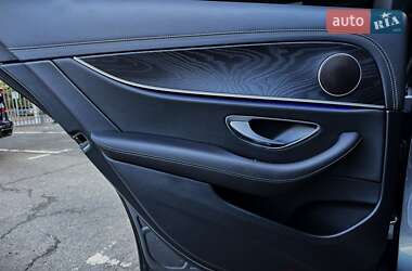 Седан Mercedes-Benz E-Class 2020 в 