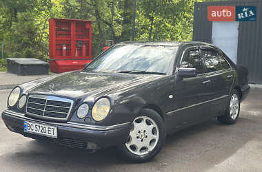 Седан Mercedes-Benz E-Class 1996 в 