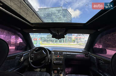 Седан Mercedes-Benz E-Class 1996 в 