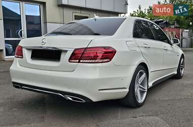Седан Mercedes-Benz E-Class 2011 в 