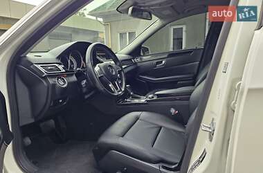 Седан Mercedes-Benz E-Class 2011 в 