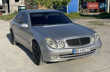 Седан Mercedes-Benz E-Class 2004 в Львове