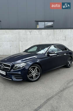 Седан Mercedes-Benz E-Class 2019 в Киеве