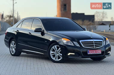 Седан Mercedes-Benz E-Class 2009 в 