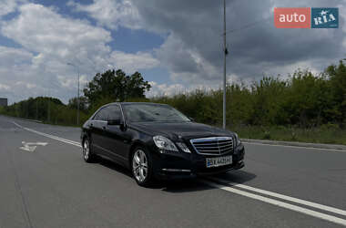 Седан Mercedes-Benz E-Class 2010 в 