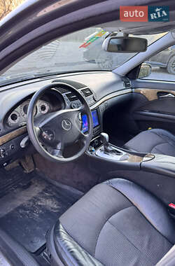 Седан Mercedes-Benz E-Class 2005 в 