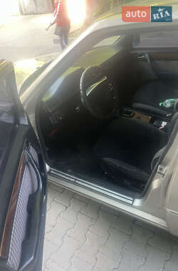 Седан Mercedes-Benz E-Class 1993 в 