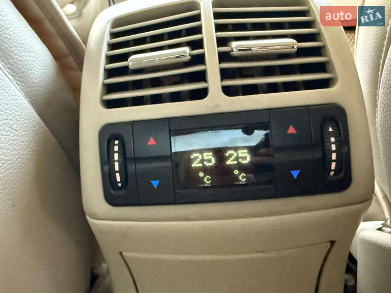Седан Mercedes-Benz E-Class 2005 в Броварах