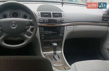 Седан Mercedes-Benz E-Class 2008 в 