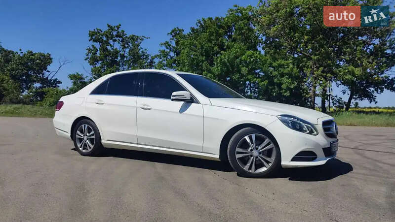 Седан Mercedes-Benz E-Class 2013 в Одесі