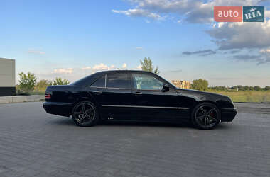 Седан Mercedes-Benz E-Class 2001 в 