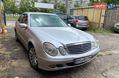 Седан Mercedes-Benz E-Class 2002 в 