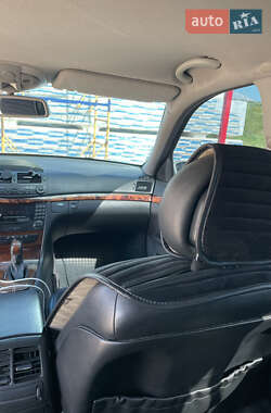 Седан Mercedes-Benz E-Class 2003 в 