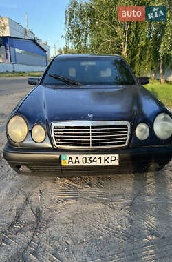 Седан Mercedes-Benz E-Class 1997 в Киеве