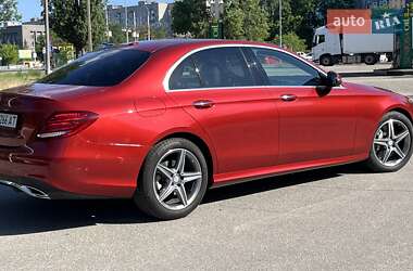 Седан Mercedes-Benz E-Class 2016 в Днепре