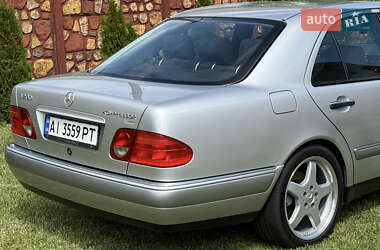 Седан Mercedes-Benz E-Class 1999 в 
