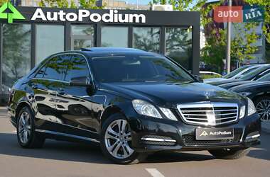 Седан Mercedes-Benz E-Class 2011 в Києві