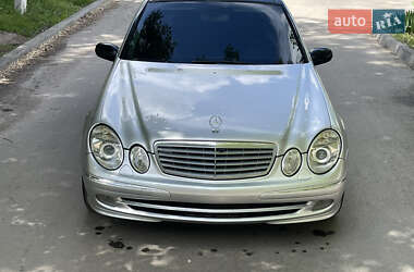 Седан Mercedes-Benz E-Class 2003 в 