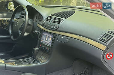 Седан Mercedes-Benz E-Class 2003 в 