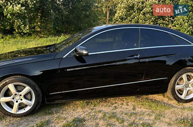Купе Mercedes-Benz E-Class 2015 в 