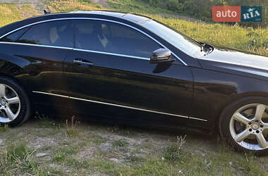 Купе Mercedes-Benz E-Class 2015 в 