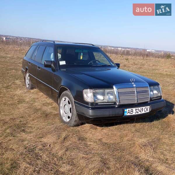 Універсал Mercedes-Benz E-Class 1991 в 