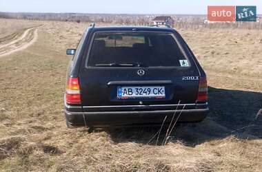 Універсал Mercedes-Benz E-Class 1991 в 