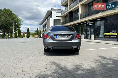 Седан Mercedes-Benz E-Class 2016 в 