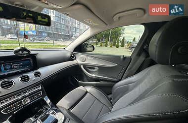 Седан Mercedes-Benz E-Class 2016 в 