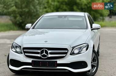 Седан Mercedes-Benz E-Class 2016 в Києві