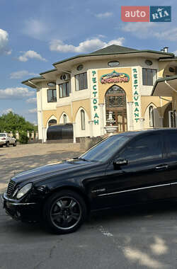 Седан Mercedes-Benz E-Class 2004 в 