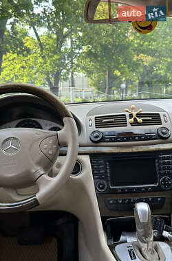 Седан Mercedes-Benz E-Class 2004 в 