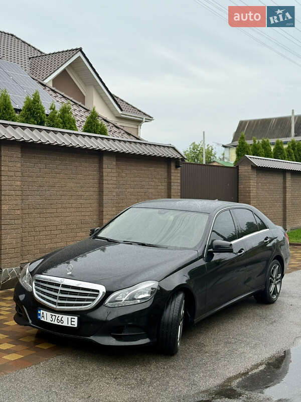 Mercedes-Benz E-Class 2015
