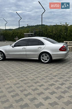 Седан Mercedes-Benz E-Class 2003 в 