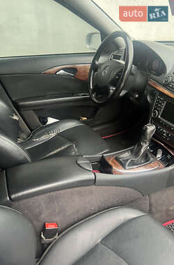 Седан Mercedes-Benz E-Class 2002 в 