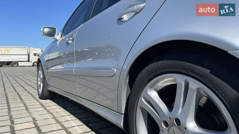 Седан Mercedes-Benz E-Class 2007 в Мукачево