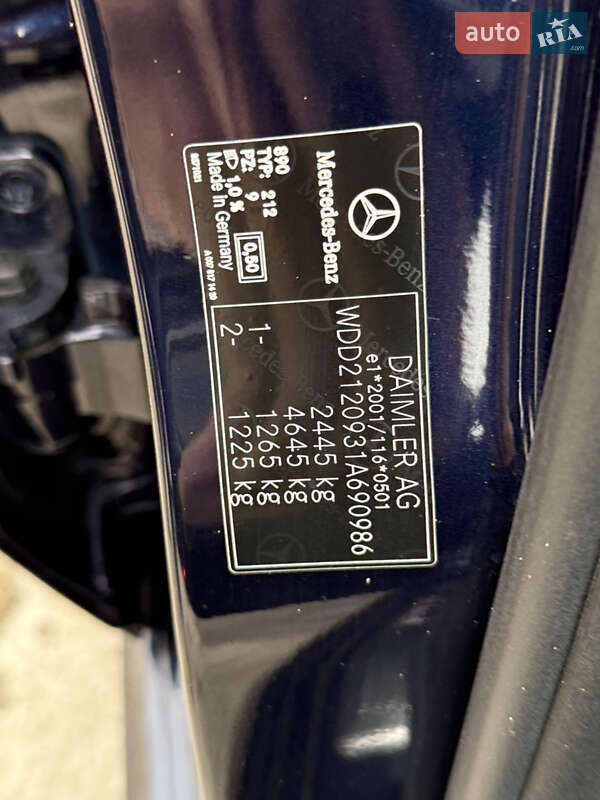 Седан Mercedes-Benz E-Class 2012 в Ровно