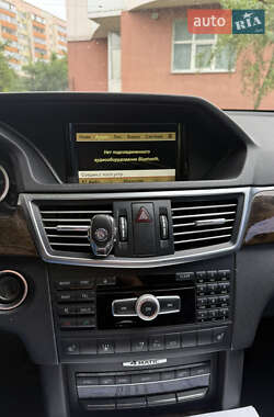 Седан Mercedes-Benz E-Class 2011 в 