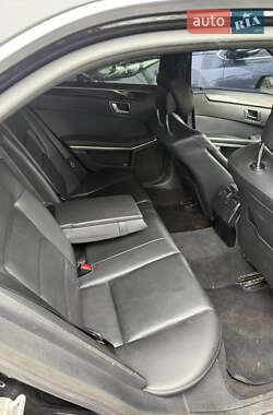 Седан Mercedes-Benz E-Class 2011 в 