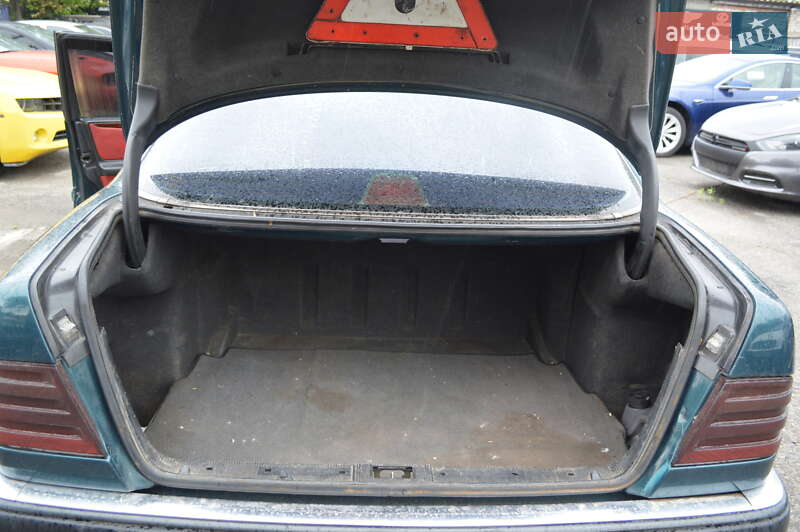 Седан Mercedes-Benz E-Class 1997 в Одесі фото 19 Седан Mercedes-Benz E-Class 1997 в Одесі