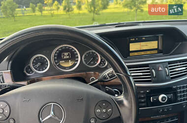 Седан Mercedes-Benz E-Class 2012 в 
