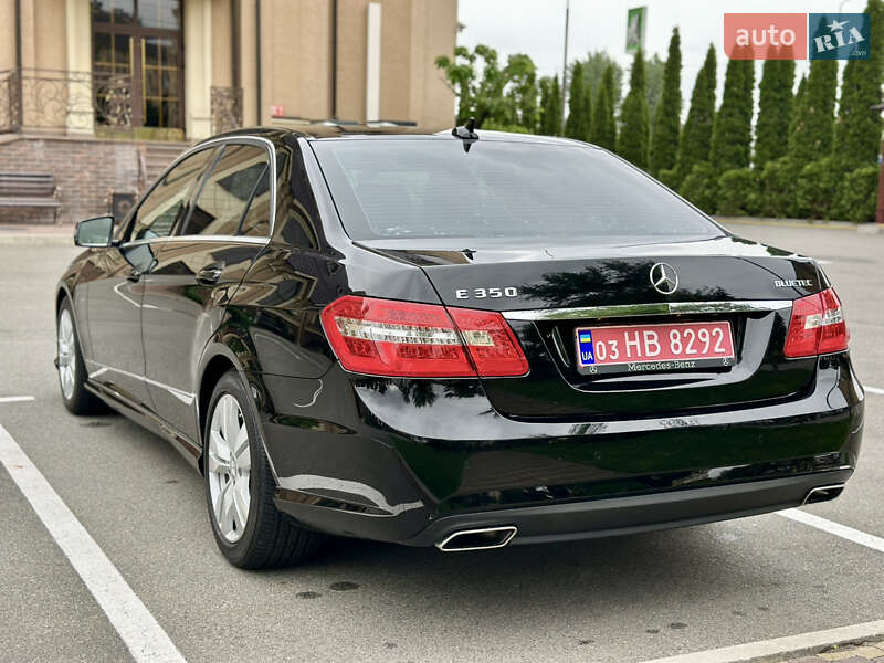 Седан Mercedes-Benz E-Class 2011 в Києві